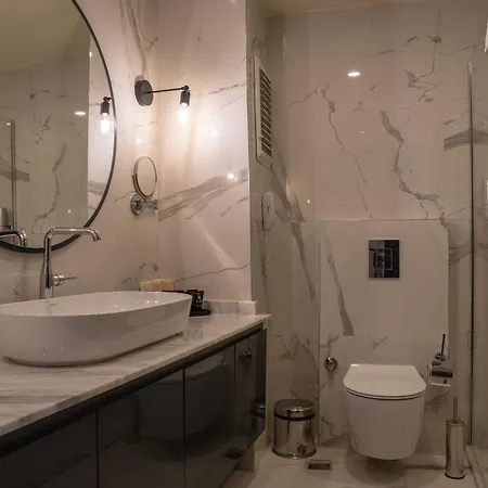 Lucky Monkey Midi * Antalya