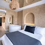 Hotel Lucky Monkey Midi