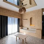 Hotel Lucky Monkey Midi Antalya