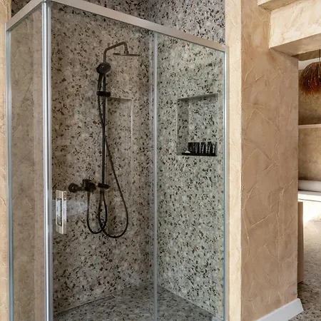 Hotel Lucky Monkey Midi Antalya