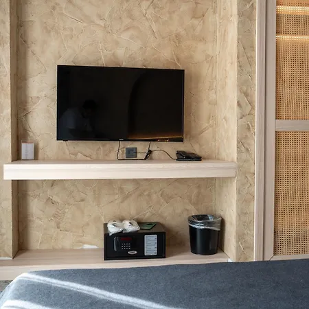 Lucky Monkey Midi Hotel Antalya