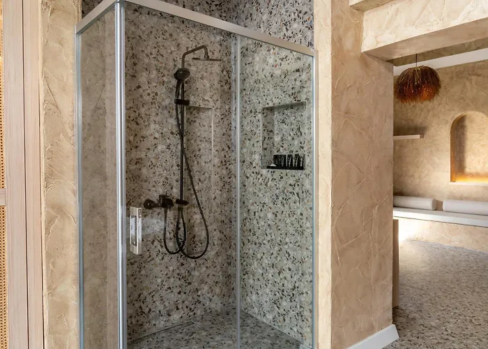 Hotel Lucky Monkey Midi Antalya