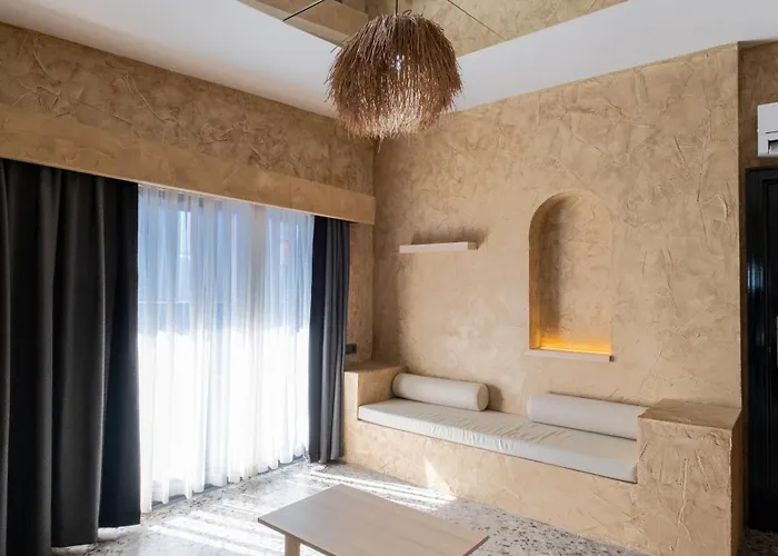 Hotel Lucky Monkey Midi Antalya