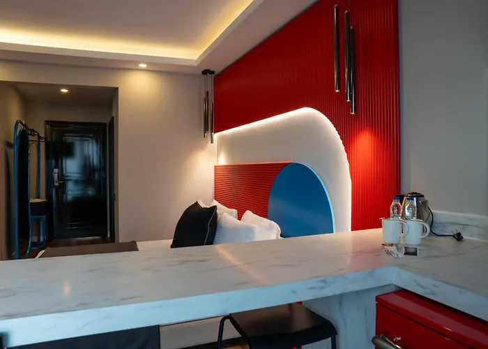 酒店 Lucky Monkey Midi *