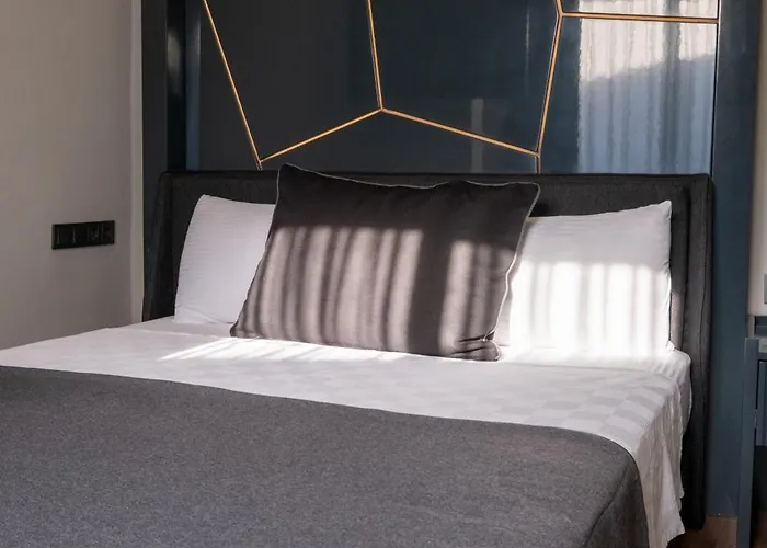 Lucky Monkey Midi 安塔利亚