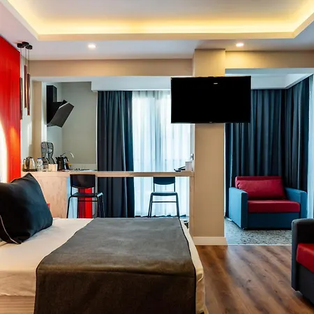 Hotell Lucky Monkey Midi Antalya