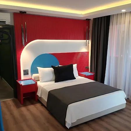 Hotell Lucky Monkey Midi Antalya